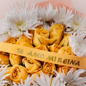 Ramo Rosas y Variedad
